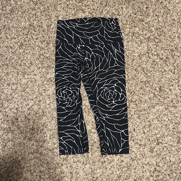 Wonder Under Hi-Rise 1/2 Tight - Picture 2 of 2